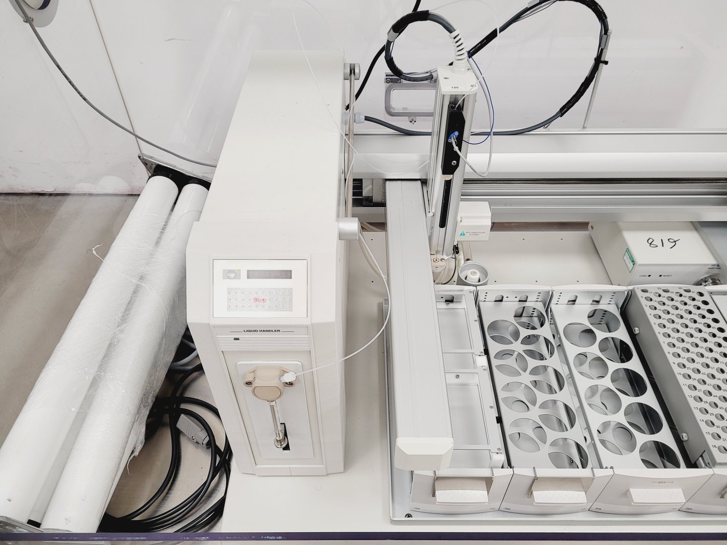 Image of Gilson Liquid Handler Model 215 - Gilson Injection Module Model 819 System Lab