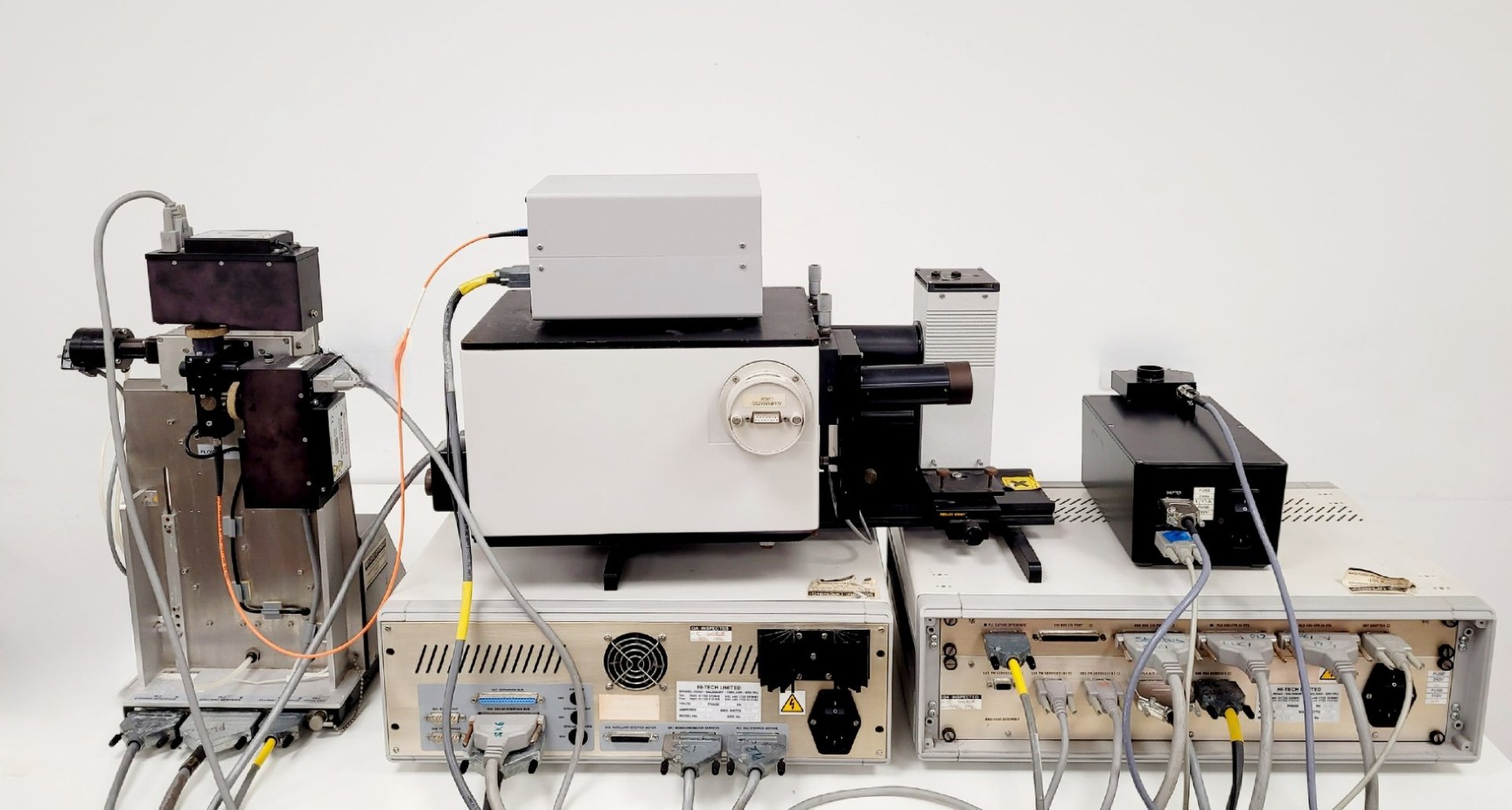 Image of Hi-Tech Scientific M300 Monochromator System - SF-61 DX2,  SSU 60,  CU 61  Lab
