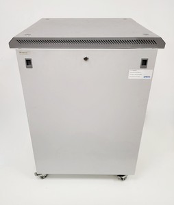 Thumbnail image of Peak Scientific NM30LA-MS Nitrogen Generator 