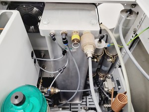 Thumbnail image of Peak Scientific NM30LA-MS Nitrogen Generator 