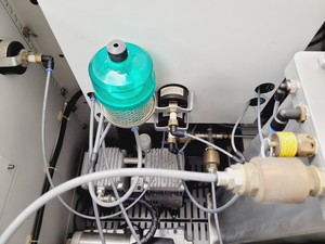 Thumbnail image of Peak Scientific NM30LA-MS Nitrogen Generator 
