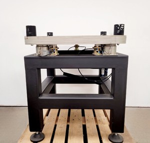 Thumbnail image of Bilz BiAir Laboratory Vibration Isolation Optical Table Lab