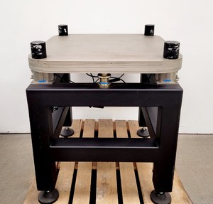 Thumbnail image of Bilz BiAir Laboratory Vibration Isolation Optical Table Lab