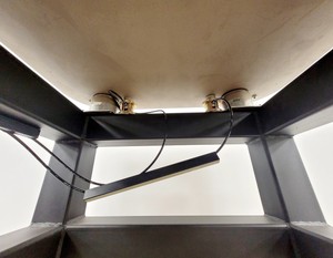 Thumbnail image of Bilz BiAir Laboratory Vibration Isolation Optical Table Lab