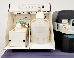 Thumbnail image of Becton Dickinson BD LSRFortessa Cell Analysis System with Accessories Lab