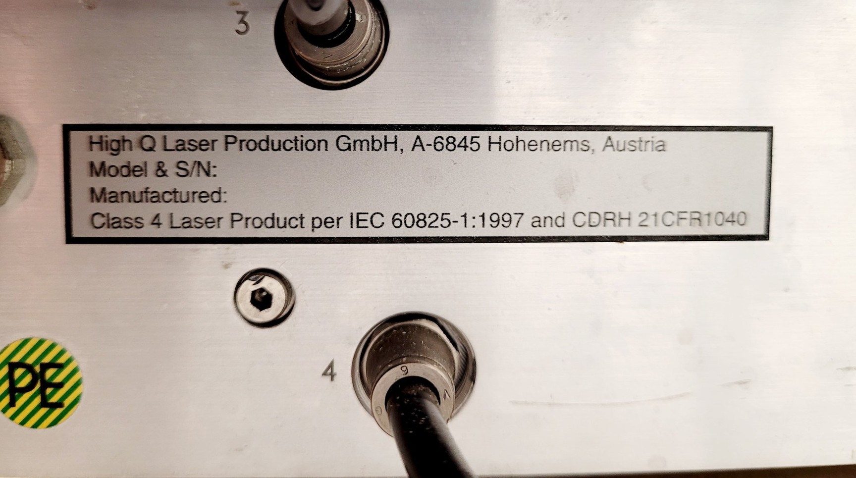Image of High-Q femtoREGEN Class 4 Laser Model IC-1030-1000 Yb HR REG AMP SHG-THG Faulty