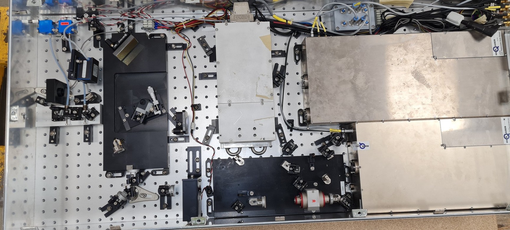 Image of High-Q femtoREGEN Class 4 Laser Model IC-1030-1000 Yb HR REG AMP SHG-THG Faulty