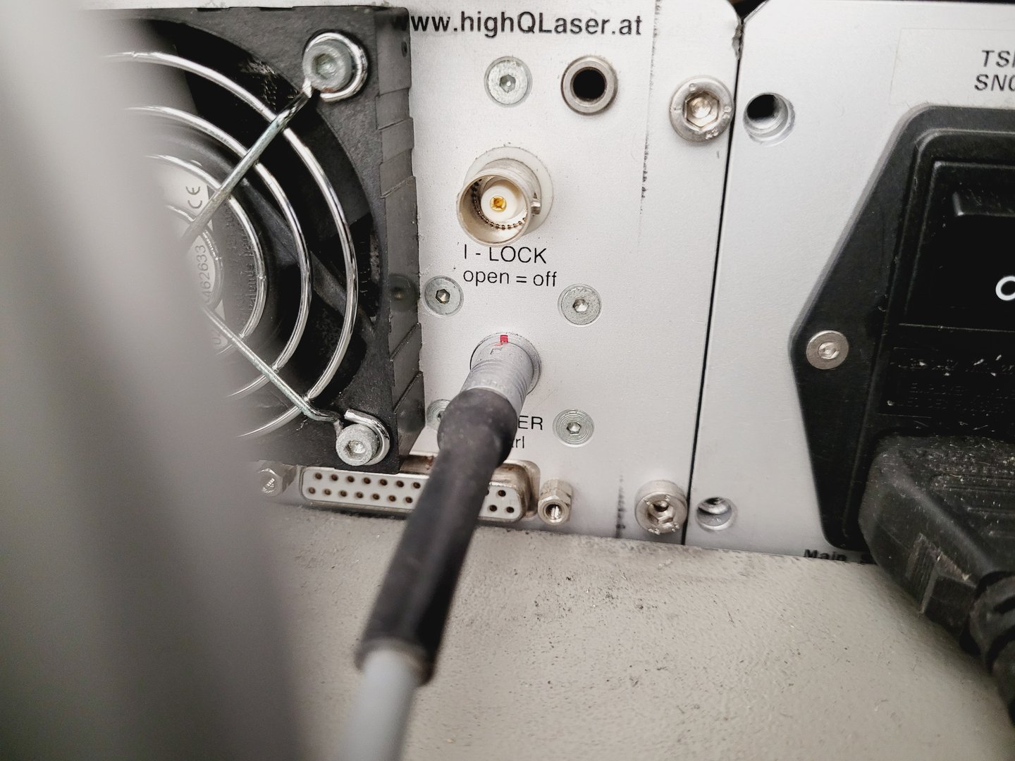 Image of High-Q femtoREGEN Class 4 Laser Model IC-1030-1000 Yb HR REG AMP SHG-THG Faulty