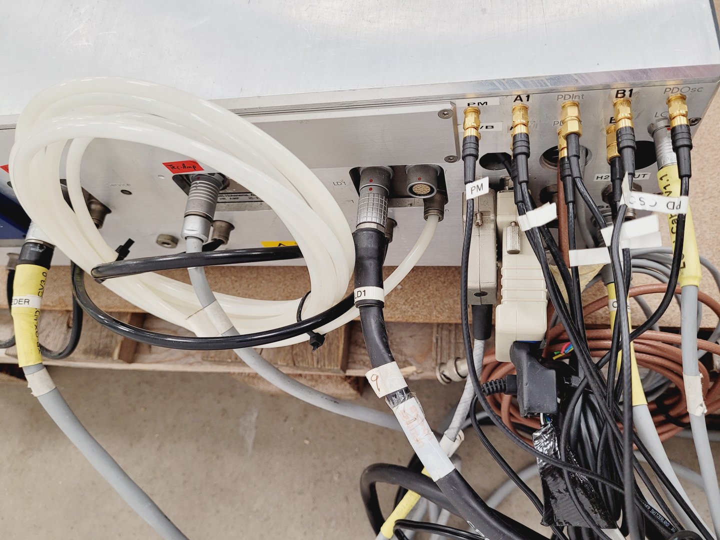 Image of High-Q femtoREGEN Class 4 Laser Model IC-1030-1000 Yb HR REG AMP SHG-THG Faulty