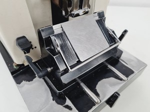 Thumbnail image of Leica RM2125RT Microtome Cat. 045732229 lab