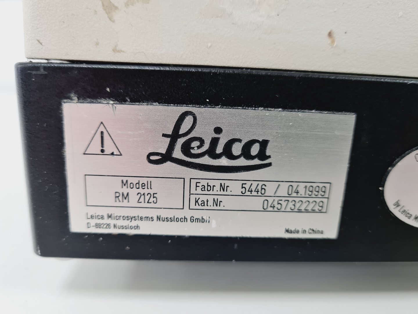 Image of Leica RM2125RT Microtome Cat. 045732229 lab