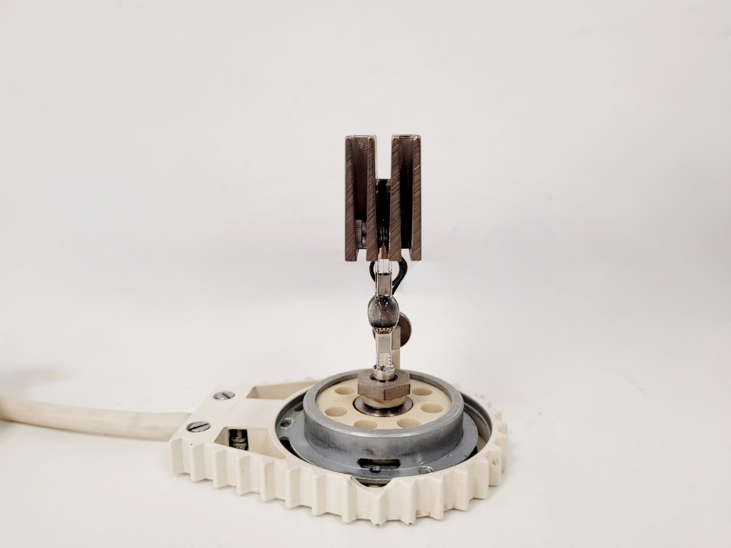Image of Carl Zeiss Axiophot Microscope Part No. 45 18 87 Lab Spares/Repairs