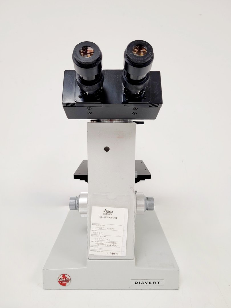 Image of Leica Diavert Inverted Microscope w/ 4 x Objectives & 465 Power Supply Lab