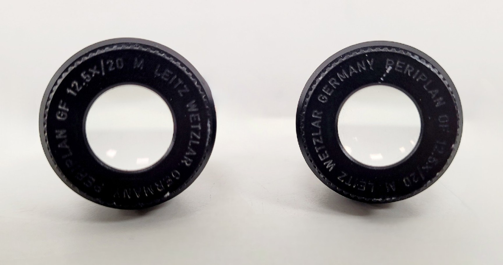 Image of Leica Diavert Inverted Microscope w/ 4 x Objectives & 465 Power Supply Lab