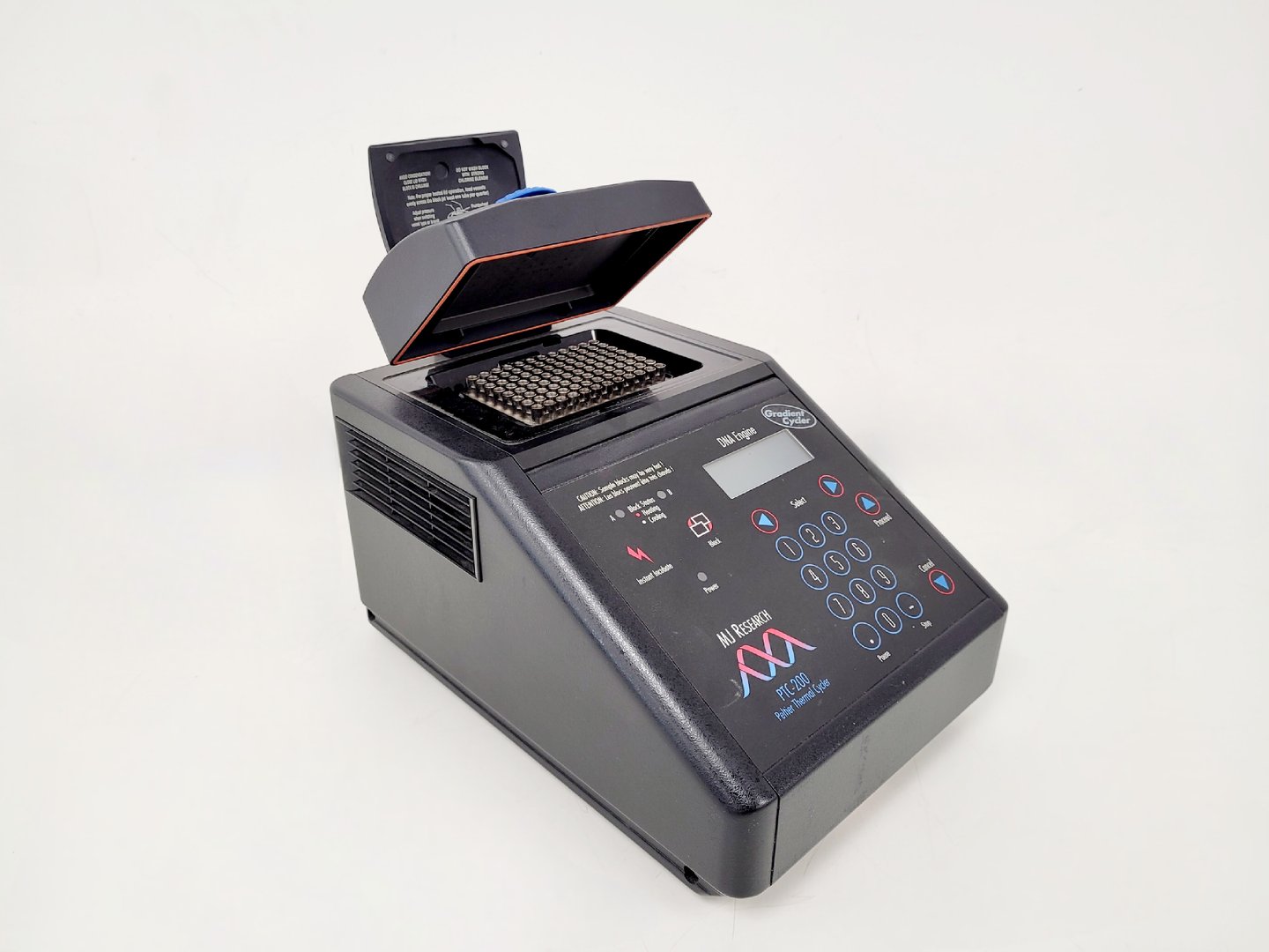 Image of MJ-Research Thermal Cycler PTC-200 96 well x 0.2ml Lab