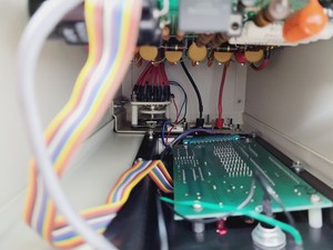 Thumbnail image of Bio-rad Gene Pulser Capacitance Extender Pulse Controller Electroporation System