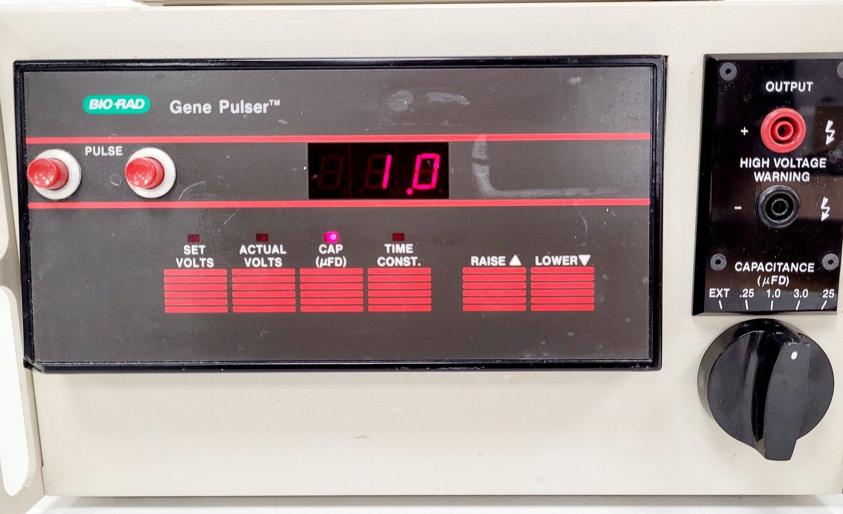 Image of Bio-rad Gene Pulser Capacitance Extender Pulse Controller Electroporation System