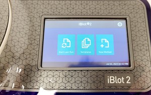 Thumbnail image of Life Technologies iBlot 2 Gel Transfer Device Dry Blotting System Lab