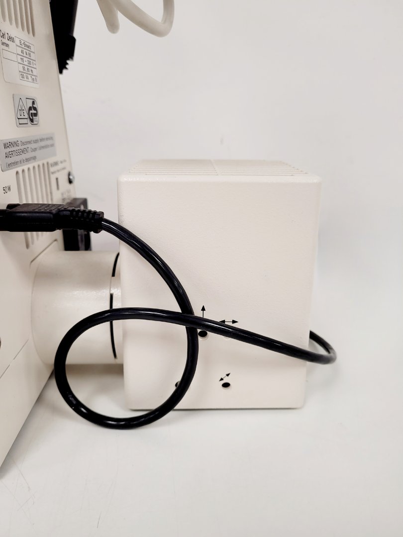 Image of Carl Zeiss Axioskop Microscope w/ 5 x Objectives,Eyepieces, Power Supply Lab