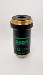 Thumbnail image of Carl Zeiss Axioskop Microscope w/ 5 x Objectives,Eyepieces, Power Supply Lab