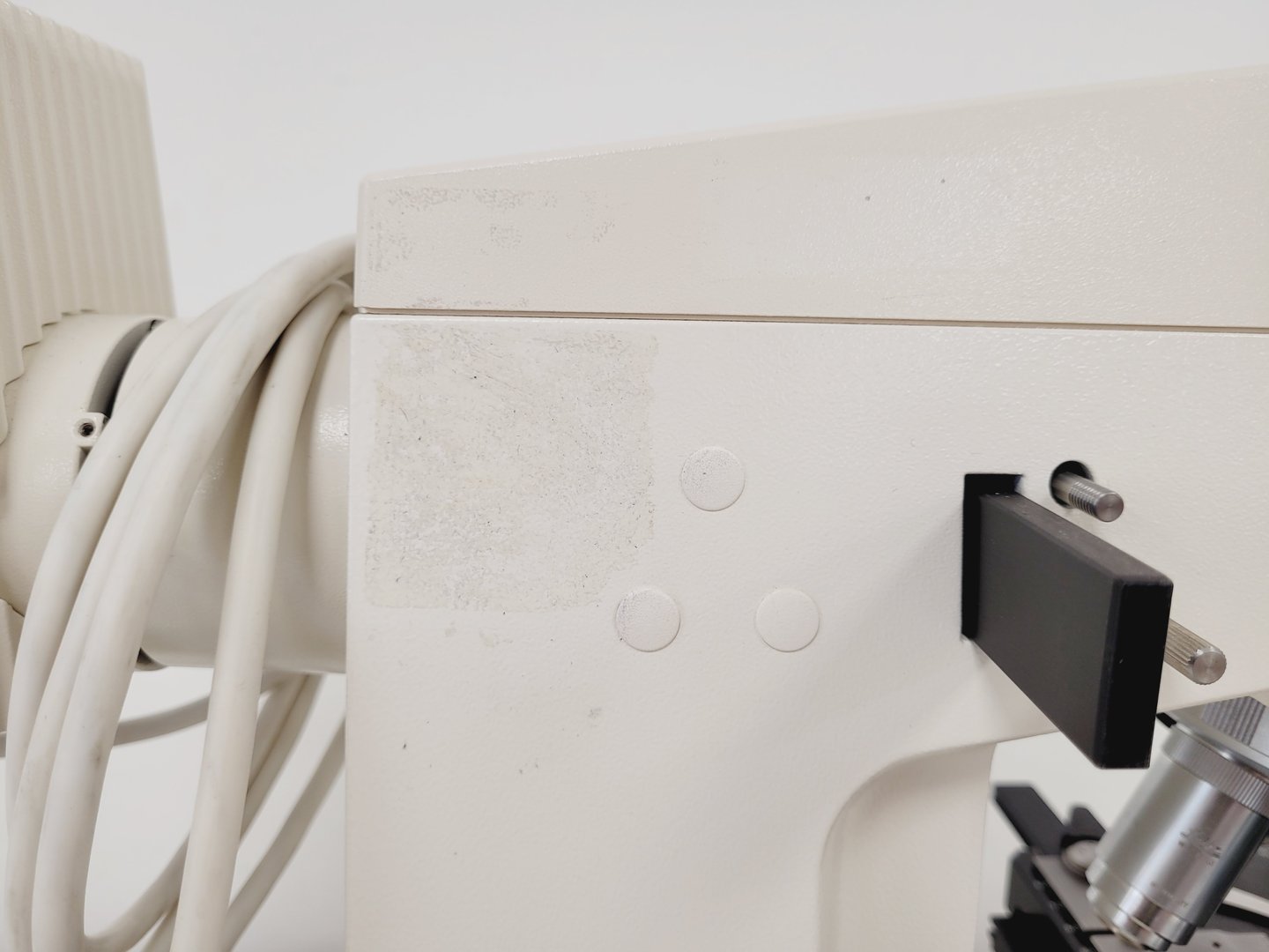 Image of Carl Zeiss Axioskop Microscope w/ 5 x Objectives,Eyepieces, Power Supply Lab