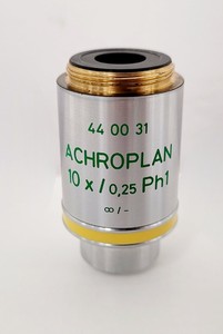 Thumbnail image of Carl Zeiss Axioskop Microscope w/ 5 x Objectives,Eyepieces, Power Supply Lab