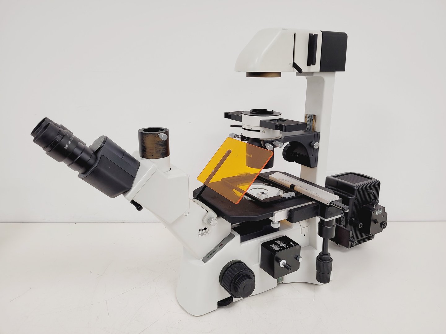 Image of Motic AE31 Series Inverted Microscope & MHG-100B Lamp Power Supply