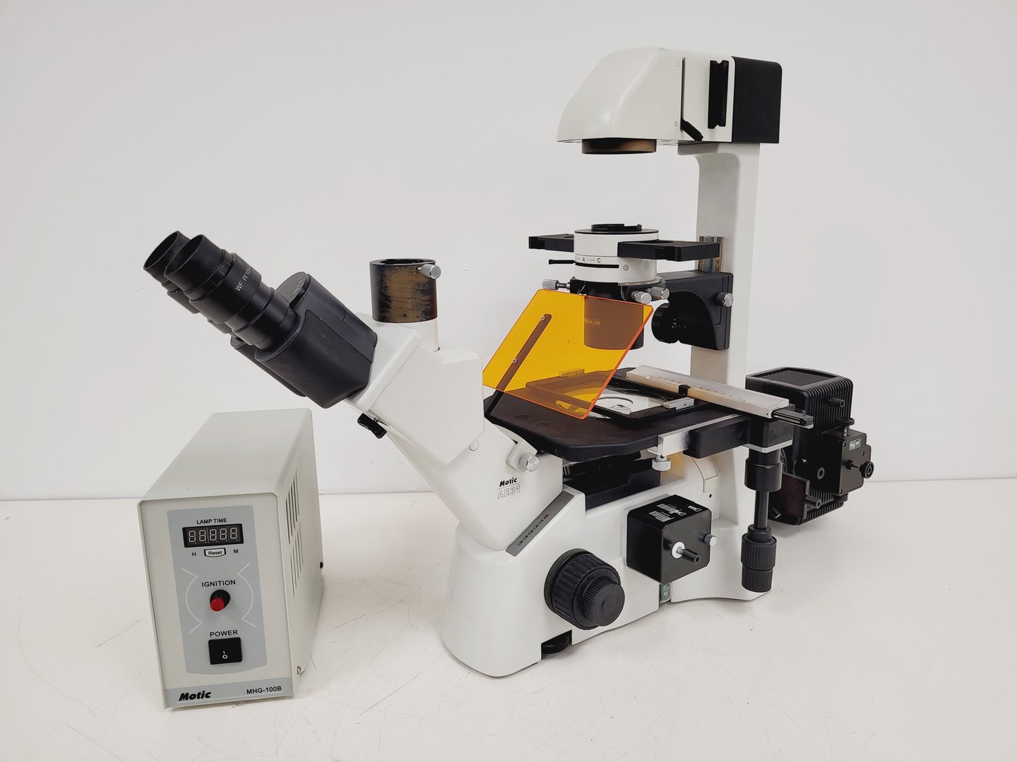 Image of Motic AE31 Series Inverted Microscope & MHG-100B Lamp Power Supply