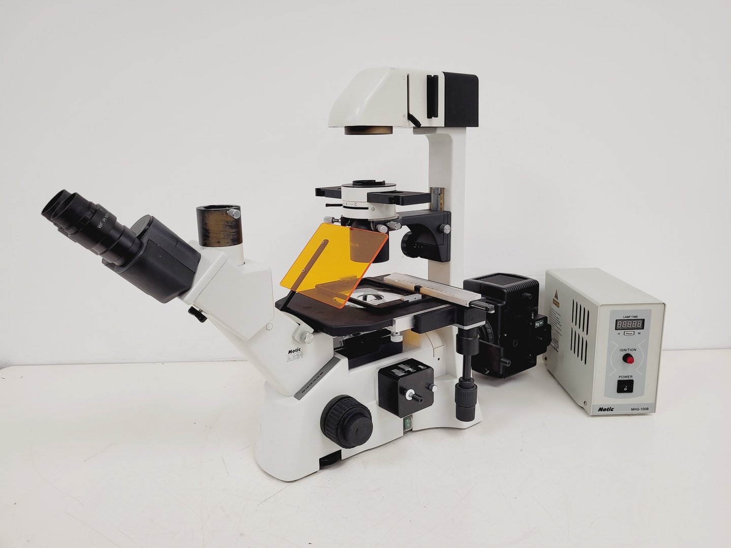 Image of Motic AE31 Series Inverted Microscope & MHG-100B Lamp Power Supply