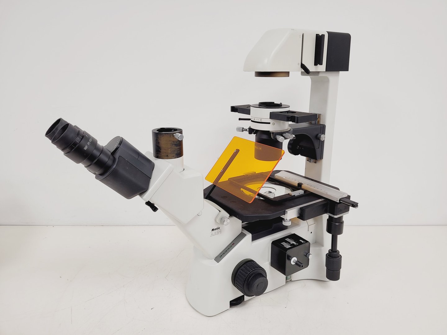 Image of Motic AE31 Series Inverted Microscope & MHG-100B Lamp Power Supply