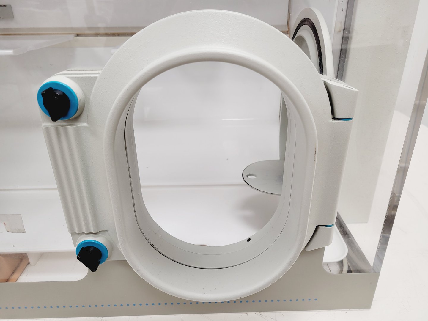 Image of DW Scientific MAC 500 Modular Atmosphere Controlled Glove Box System Lab