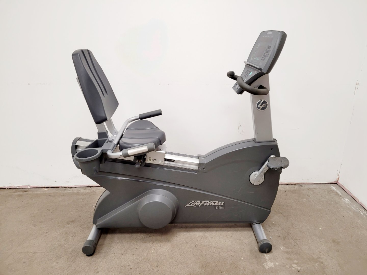 Image of Life Fitness 95Ri Recumbent Exercise Bike - New Battery Required