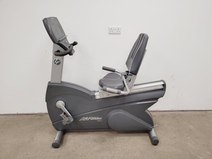 Thumbnail image of Life Fitness 95Ri Recumbent Exercise Bike - New Battery Required