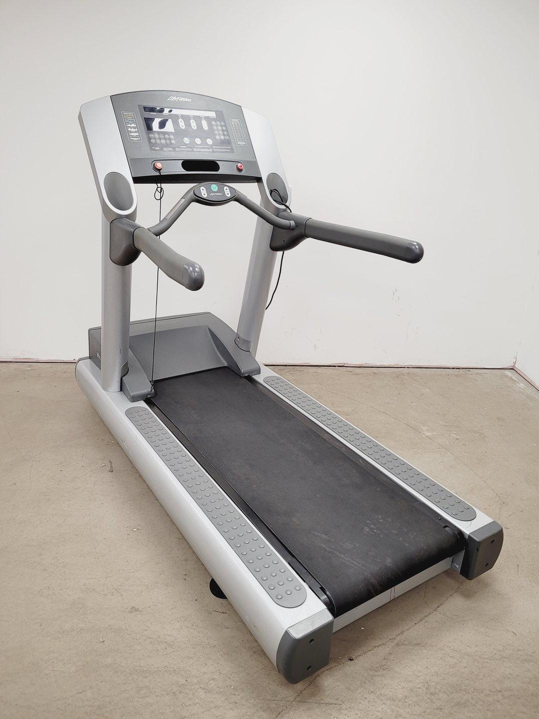 Image of Life Fitness 95Ti Treadmill - Commercial Gym Equipment