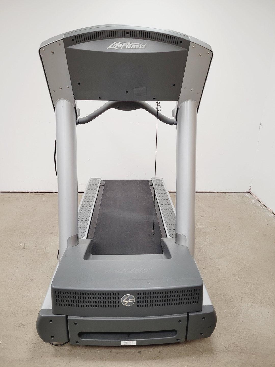 Image of Life Fitness 95Ti Treadmill - Commercial Gym Equipment
