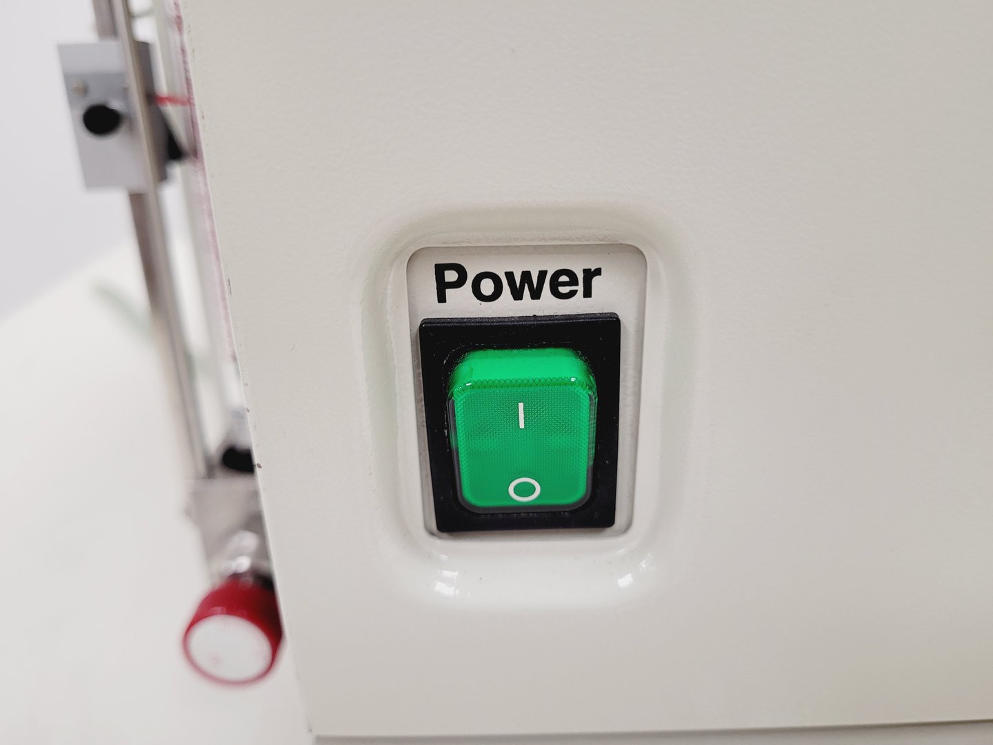 Image of Jasco J-810-150S Spectropolarimeter Lab