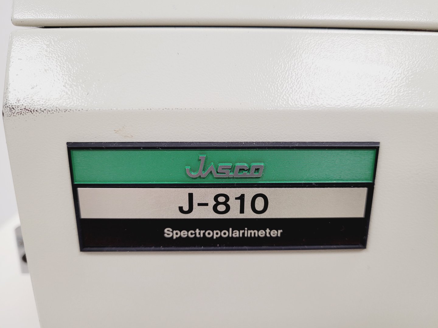 Image of Jasco J-810-150S Spectropolarimeter Lab