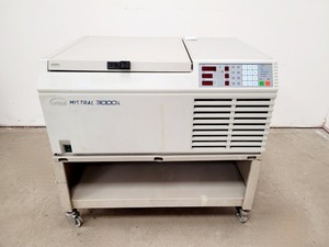 Thumbnail image of MSE Mistral 3000i Laboratory Refrigerated Centrifuge with 2500rpm Rotor Lab
