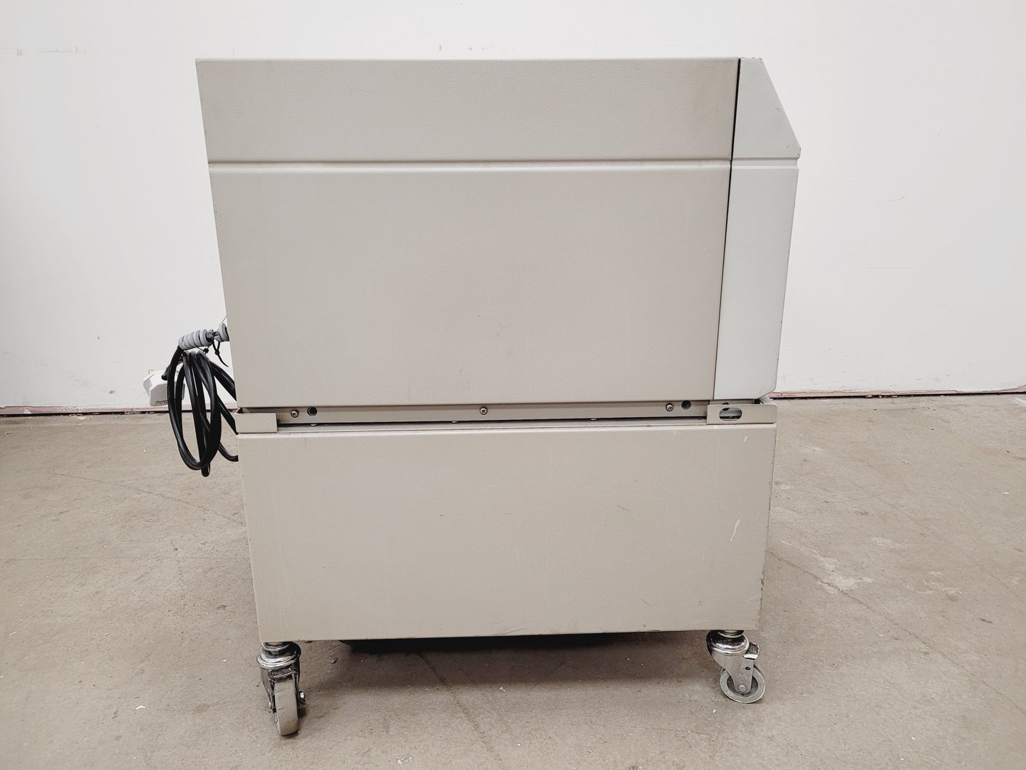 Image of MSE Mistral 3000i Laboratory Refrigerated Centrifuge with 2500rpm Rotor Lab
