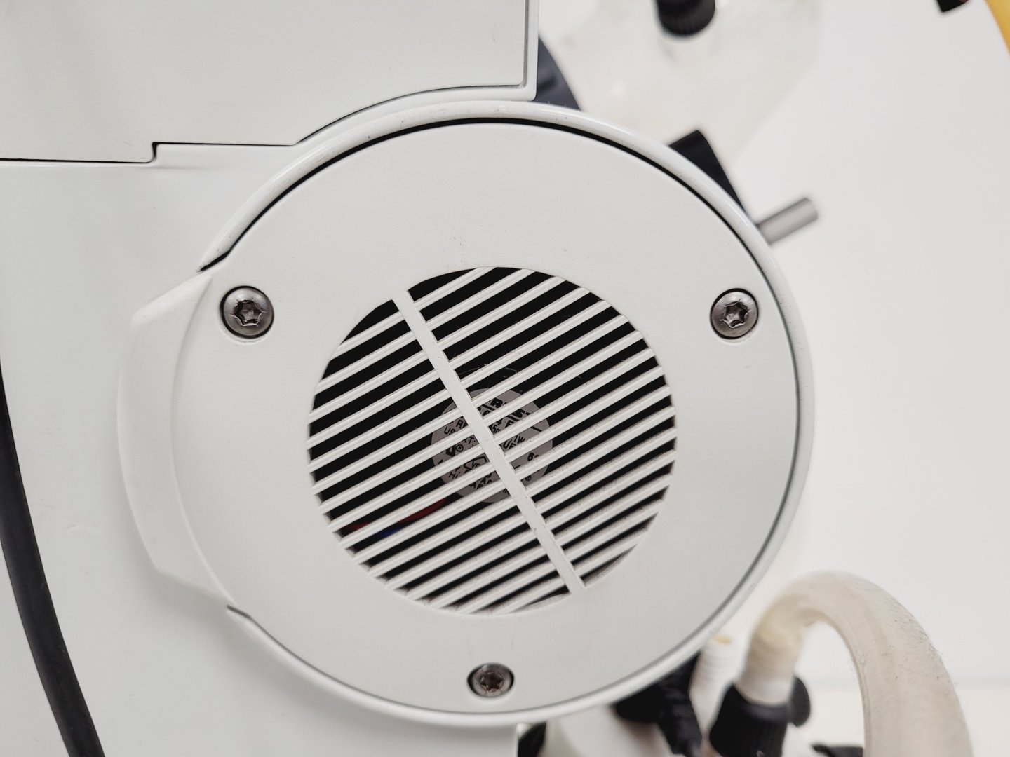 Image of Buchi Rotavapor R-200 with V-800 Controller & Vac V-500 Vaccum Pump Lab