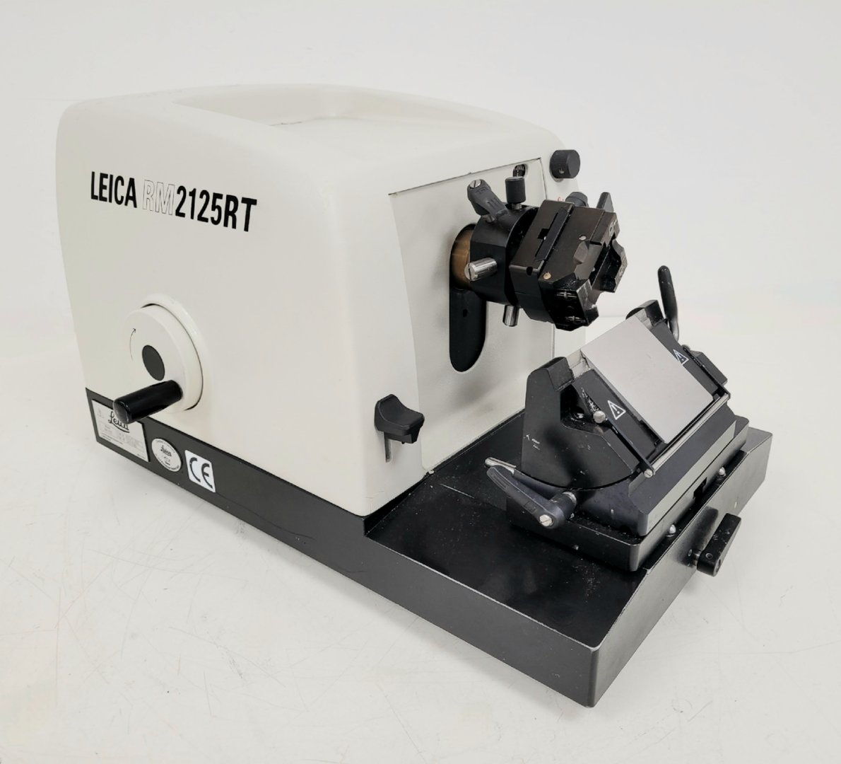 Image of Leica RM2125RT Laboratory Microtome Cat no. 045731980 Lab