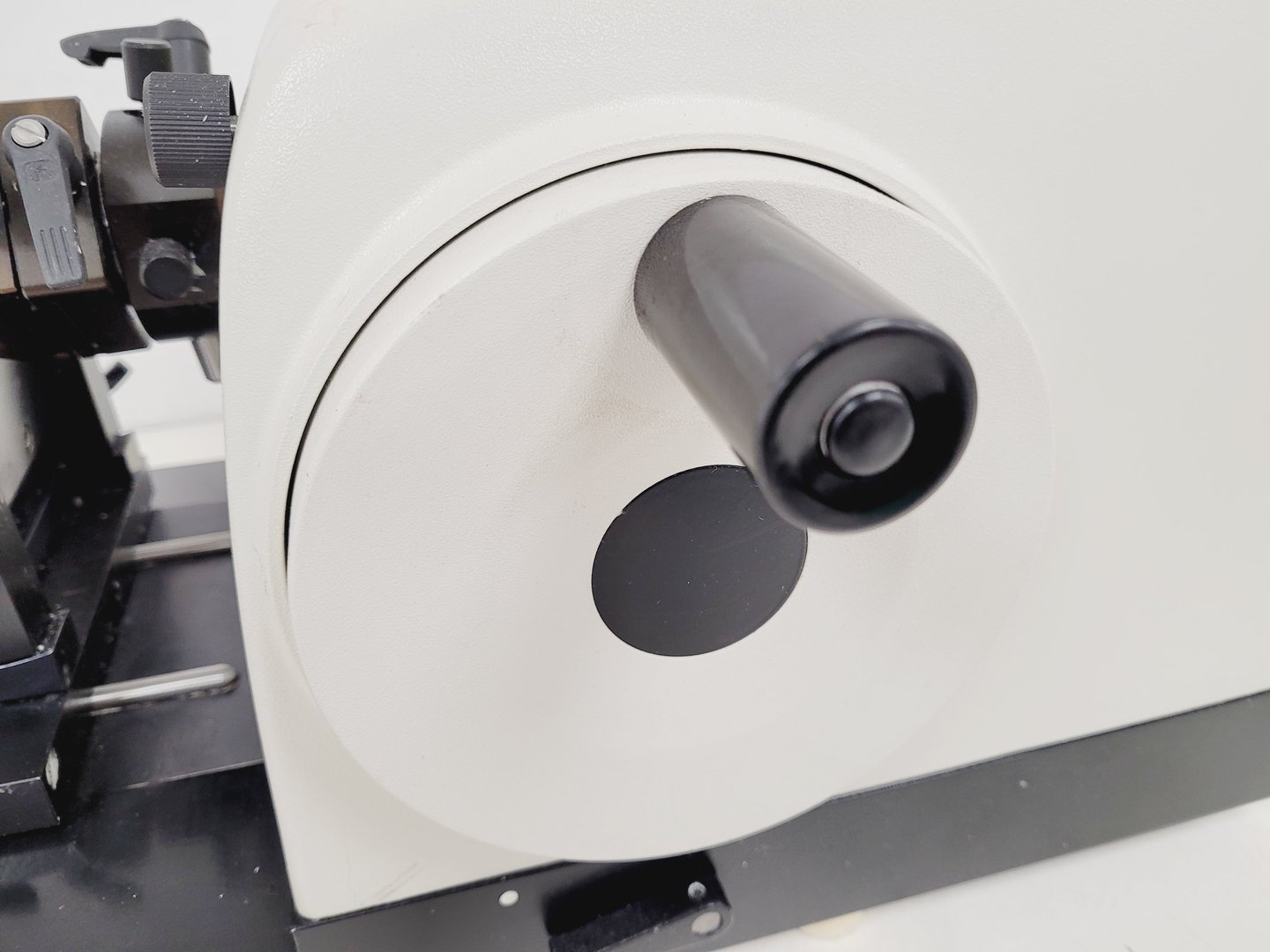 Image of Leica RM2125RT Laboratory Microtome Cat no. 045731980 Lab