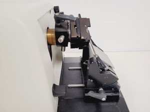 Thumbnail image of Leica RM2125RT Laboratory Microtome Cat no. 045731980 Lab