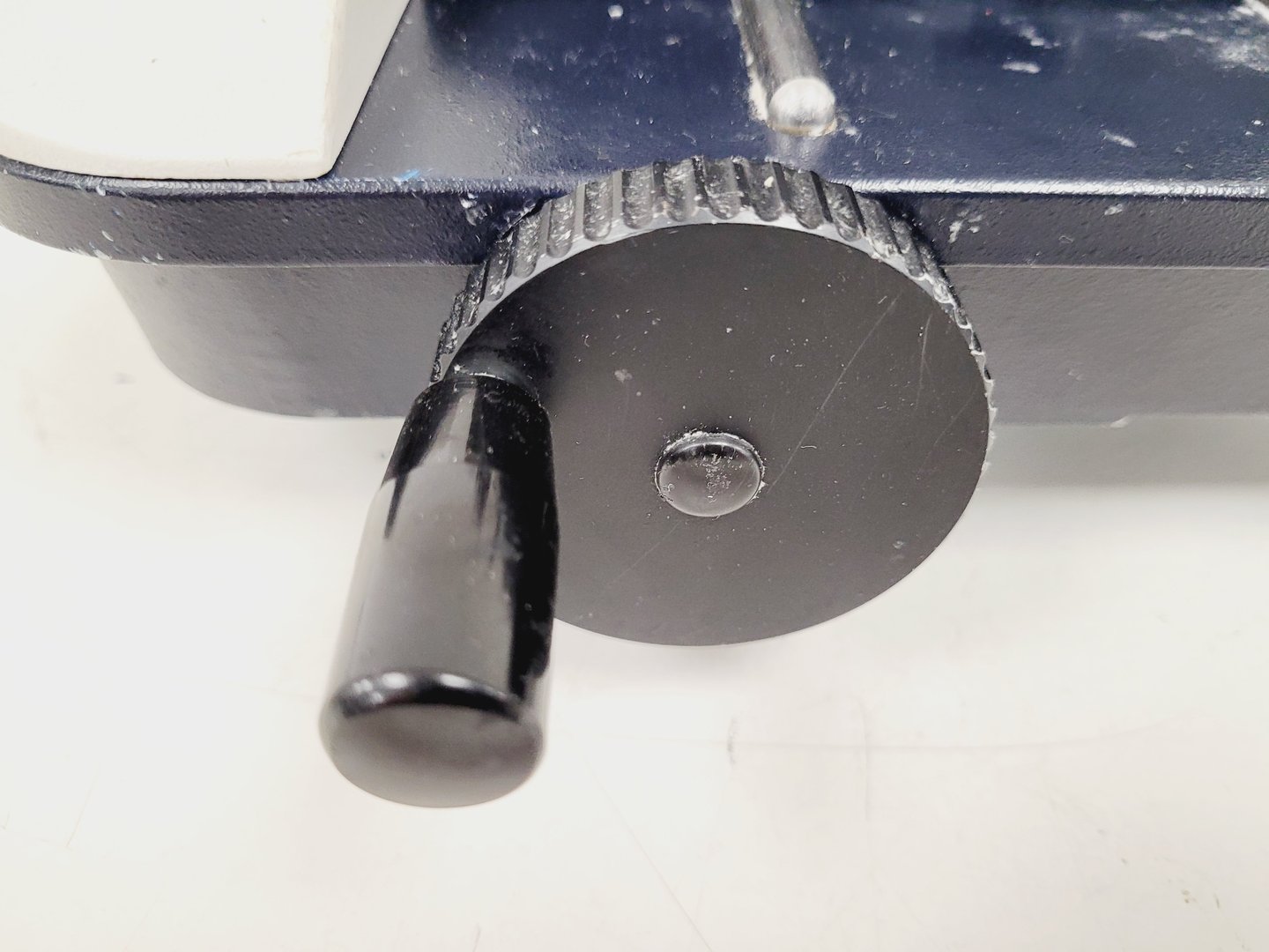 Image of Leica RM2135 Laboratory Rotary Microtome Cat no. 050029137 Lab
