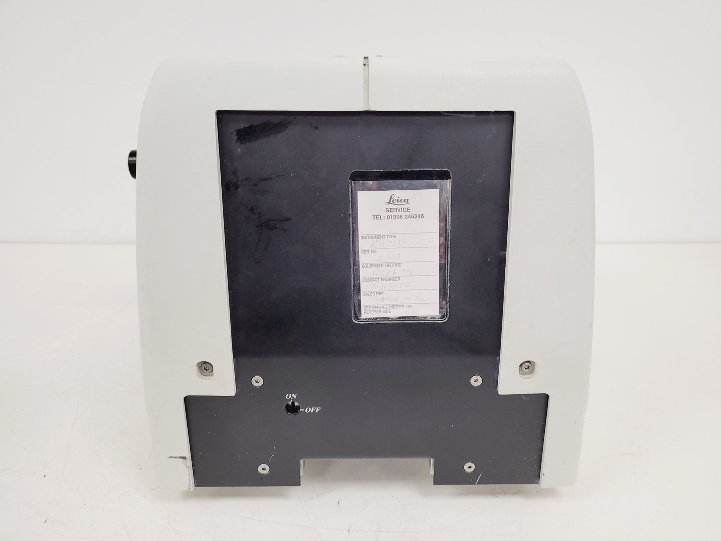 Image of Leica RM2135 Laboratory Rotary Microtome Cat no. 050029137 Lab