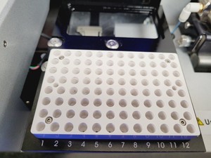 Thumbnail image of Qiagen QIAxcel Electrophoresis Assy for Advanced RNA DNA Analysis Lab