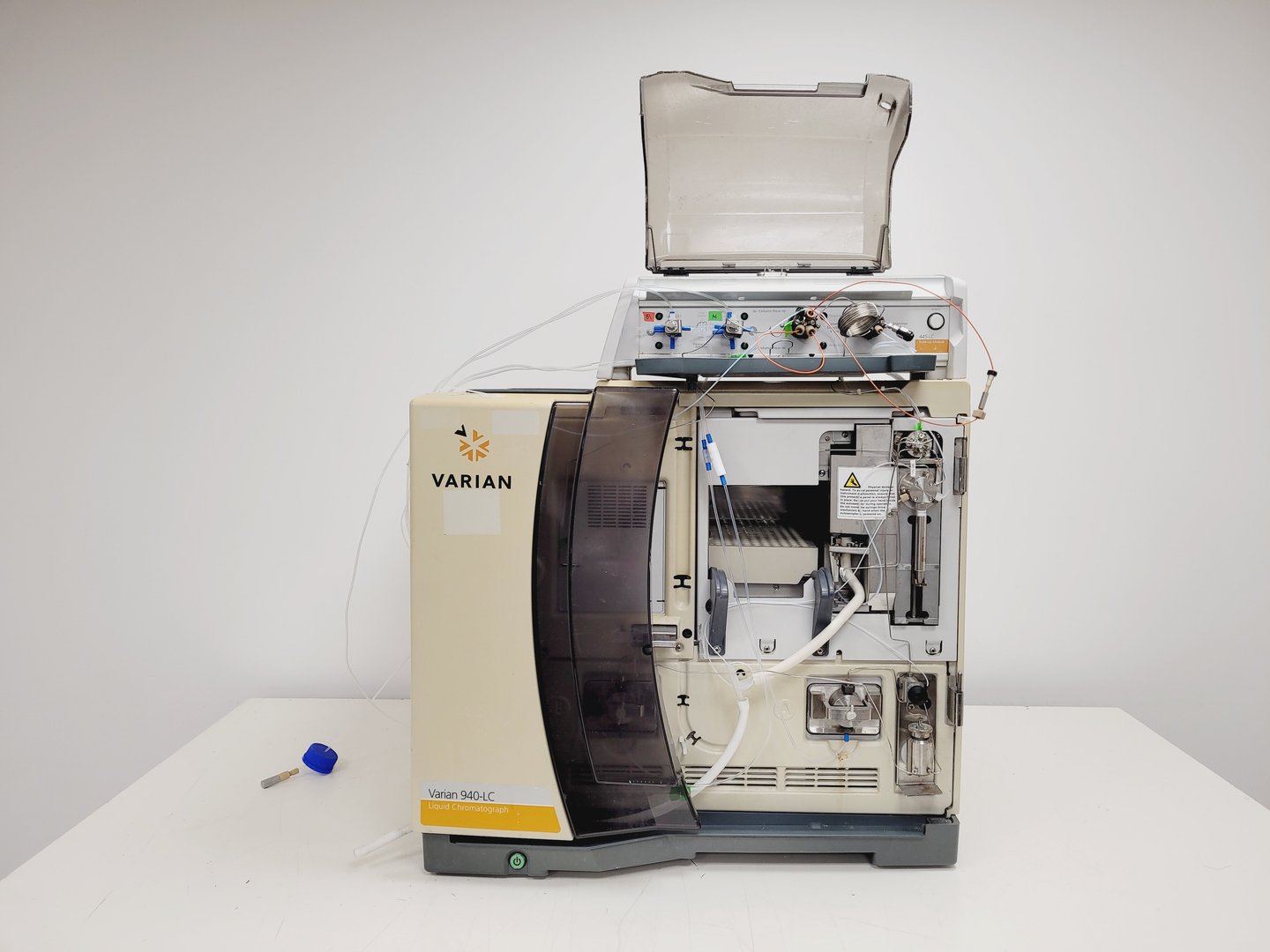 Image of Varian 940-LC Liquid Chromatograph & 440-LC Fraction Collector w/ 445-LC, PC Lab