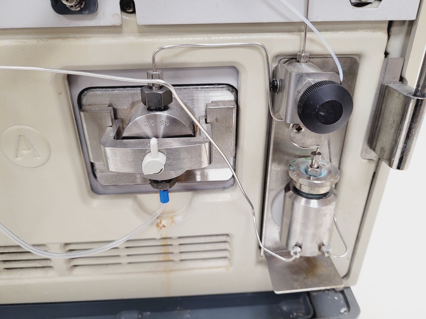 Image of Varian 940-LC Liquid Chromatograph & 440-LC Fraction Collector w/ 445-LC, PC Lab