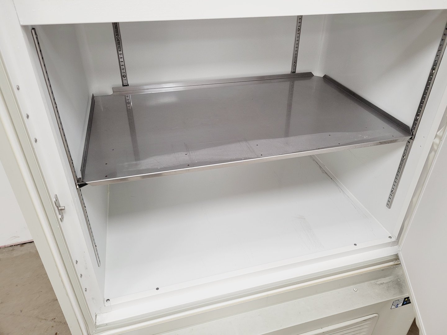 Image of Sanyo MDF-U72V VIP Series Ultra Low Temperature Freezer Lab
