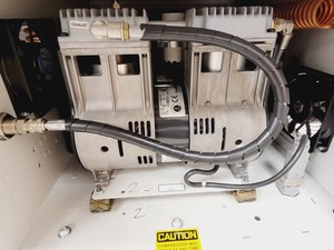Thumbnail image of Peak Scientific NM32LA Nitrogen Gas Generator Lab